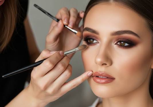 Maquillaje social
